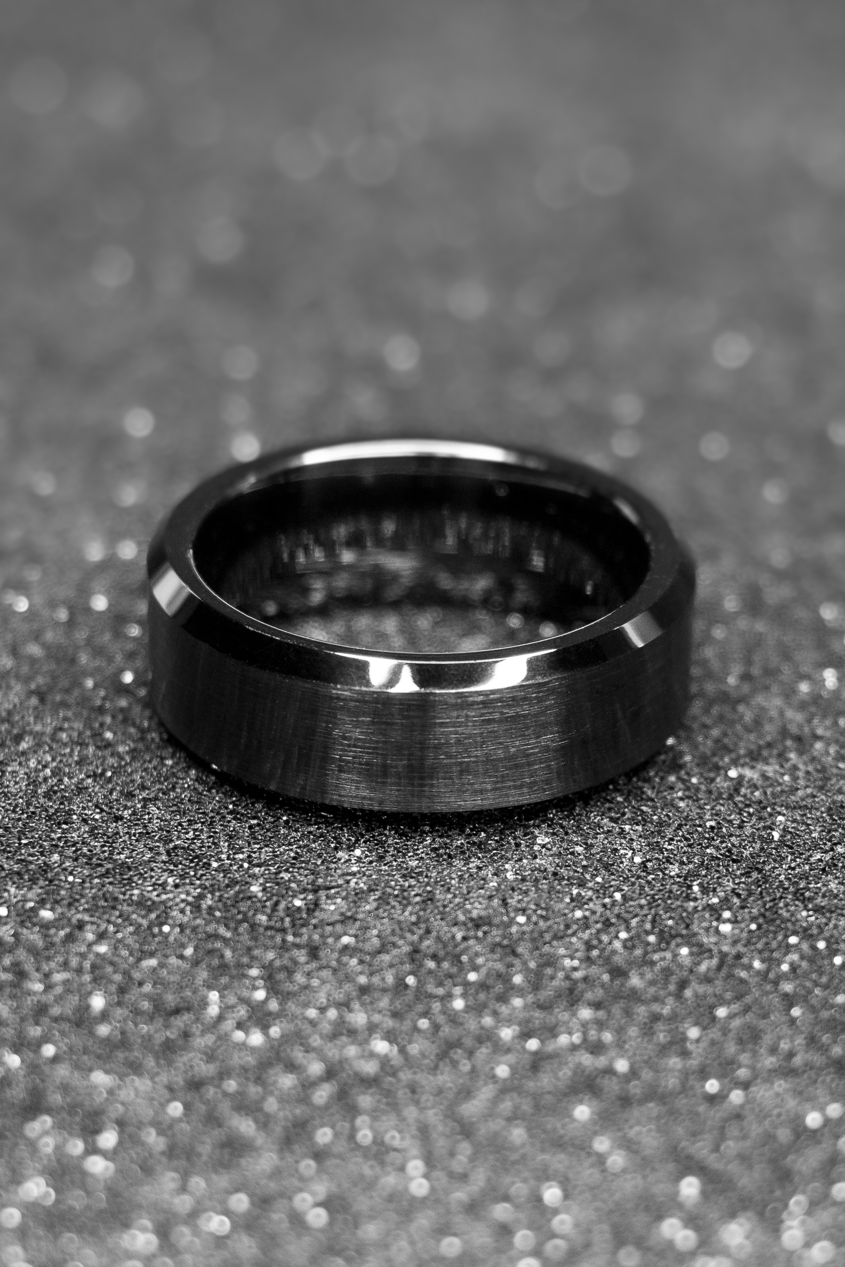 The Nero Black Ceramic Ring